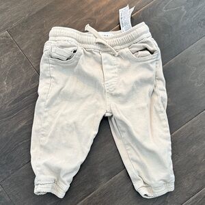 Zara Beige Jogger Pants 12m